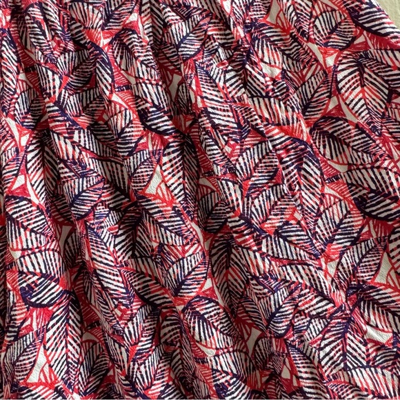 Gap Burgundy Maroon Leaf Plant Print Shorts Romper - Picture 6 of 8